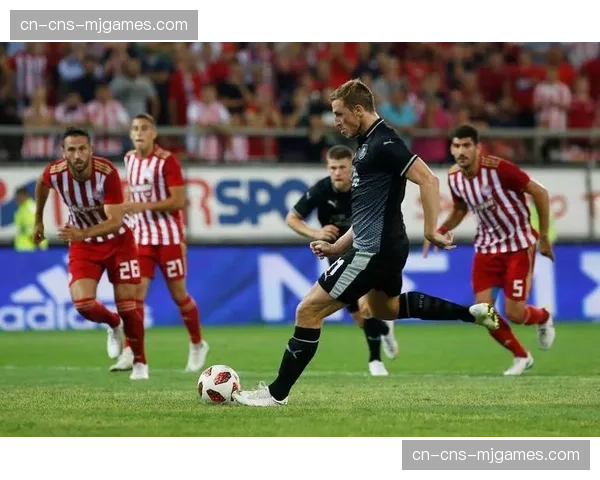 马赛官方确认，后防核心吉戈特将因伤缺席一个月，球队防守体系面临考验