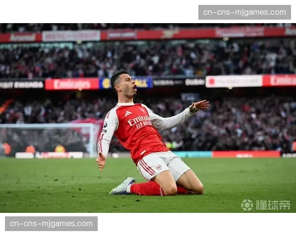 马丁内利助攻哈弗茨绝杀瞬间，酋长球场陷入沸腾